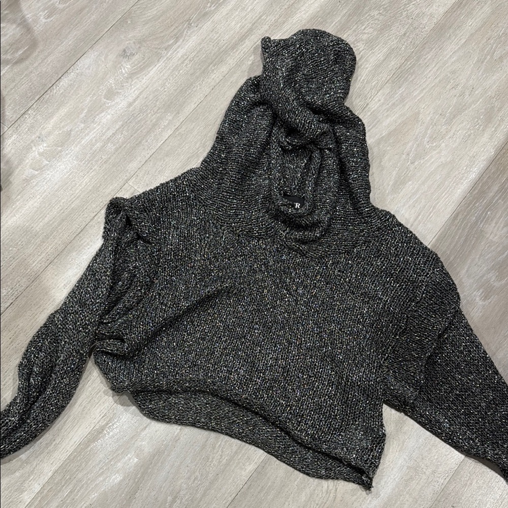 Women's Gray Sweater cropped